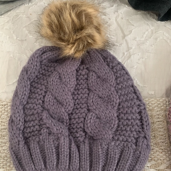 CC beanies - Picture 3 of 5